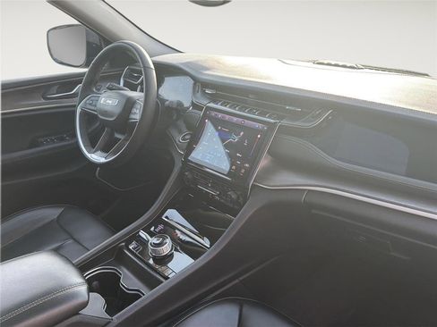 Used 2024 Jeep Grand Cherokee Limited 4xe image 14