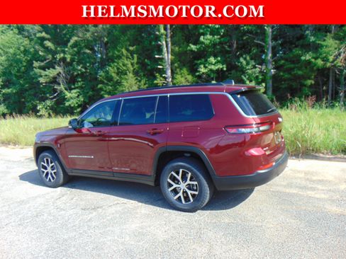 Used 2024 Jeep Grand Cherokee L Limited AWD/4WD image 8