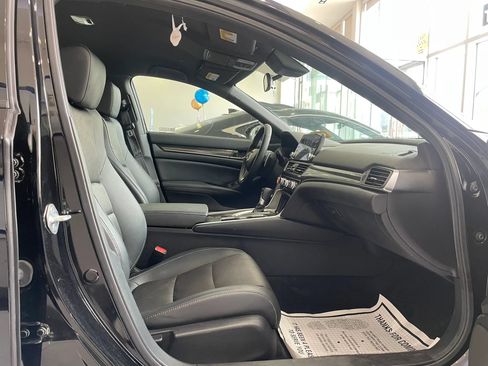 Used 2021 Honda Accord Sport image 27