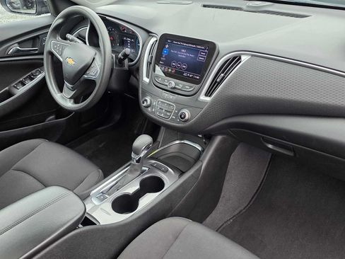 Certified 2024 Chevrolet Malibu LT FWD image 10