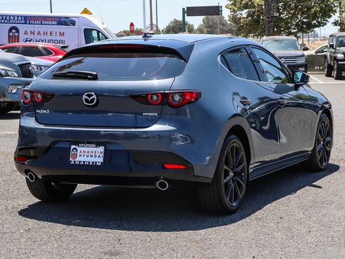 Used 2022 MAZDA MAZDA3 s FWD image 7