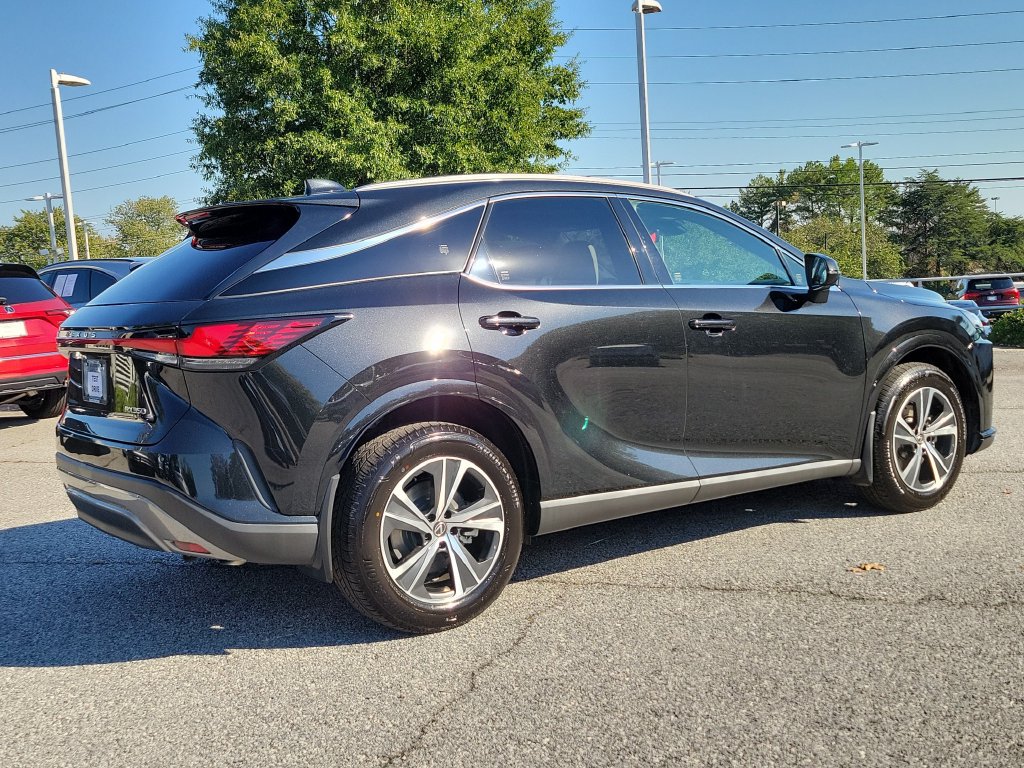 Used 2023 Lexus RX 350 Premium w/ Cold Area Package FWD image 5