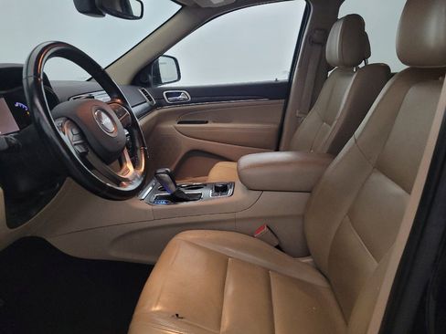 Used 2020 Jeep Grand Cherokee Limited AWD/4WD image 17