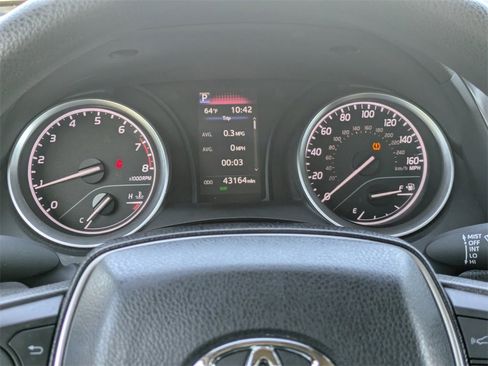 Used 2024 Toyota Camry LE image 31