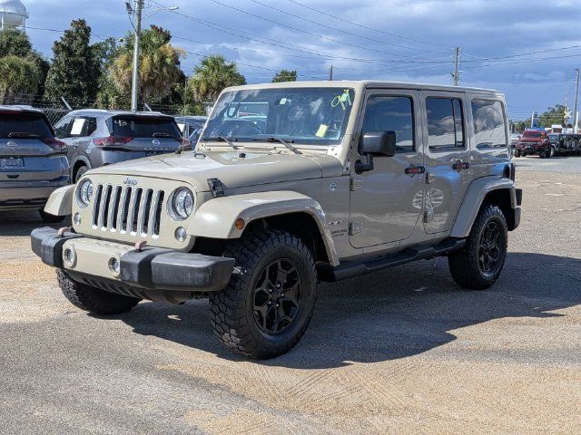 Used 2017 Jeep Wrangler Unlimited Sahara w/ Connectivity Group AWD/4WD image 8