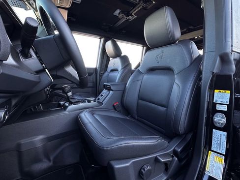 New 2025 Ford Bronco Badlands image 41