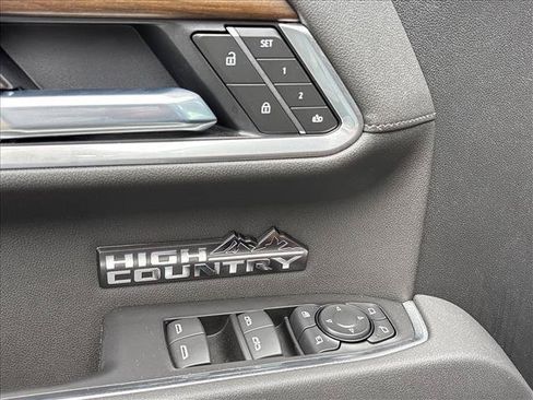 Certified 2026 Chevrolet Silverado 1500 High Country AWD/4WD image 21