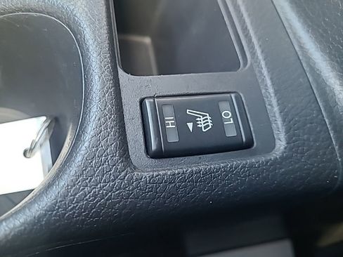 Used 2019 Nissan Rogue SV w/ Premium Package AWD/4WD image 27