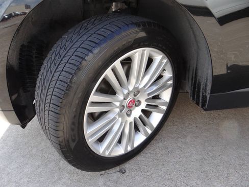 Used 2017 Jaguar F-PACE Premium AWD/4WD image 33