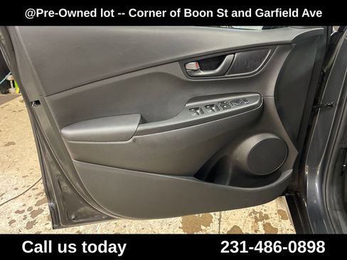 Used 2021 Hyundai Kona SEL AWD/4WD image 15