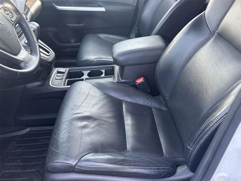 Used 2015 Honda CR-V Touring image 11
