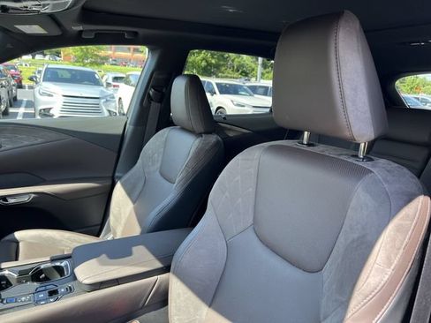 Used 2025 Lexus RX 350 AWD w/ Convenience Package image 9