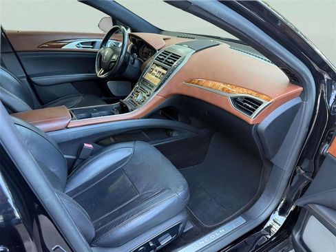 Used 2018 Lincoln MKZ Black Label w/ Technology Package FWD image 15