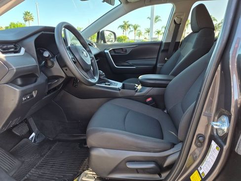 Certified 2024 Toyota RAV4 LE AWD/4WD image 15