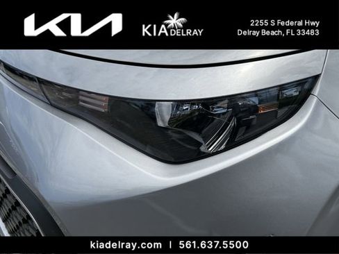 Used 2023 Kia Soul LX w/ Option Group 015 FWD image 6
