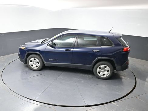 Used 2016 Jeep Cherokee Sport AWD/4WD image 18