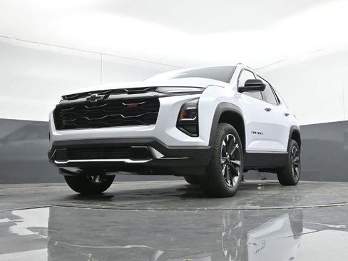 New 2026 Chevrolet Equinox RS w/ Convenience Package III image 9