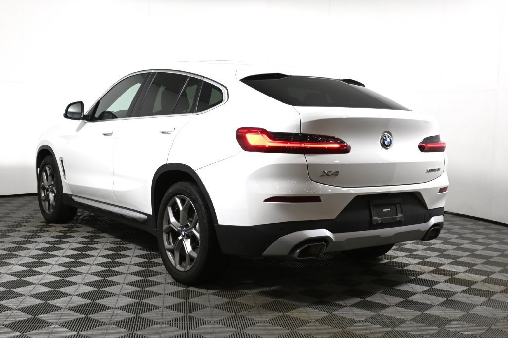 Used 2023 BMW X4 xDrive30i w/ Premium Package AWD/4WD image 9