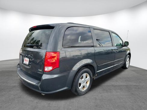 Used 2012 Dodge Grand Caravan SXT image 23