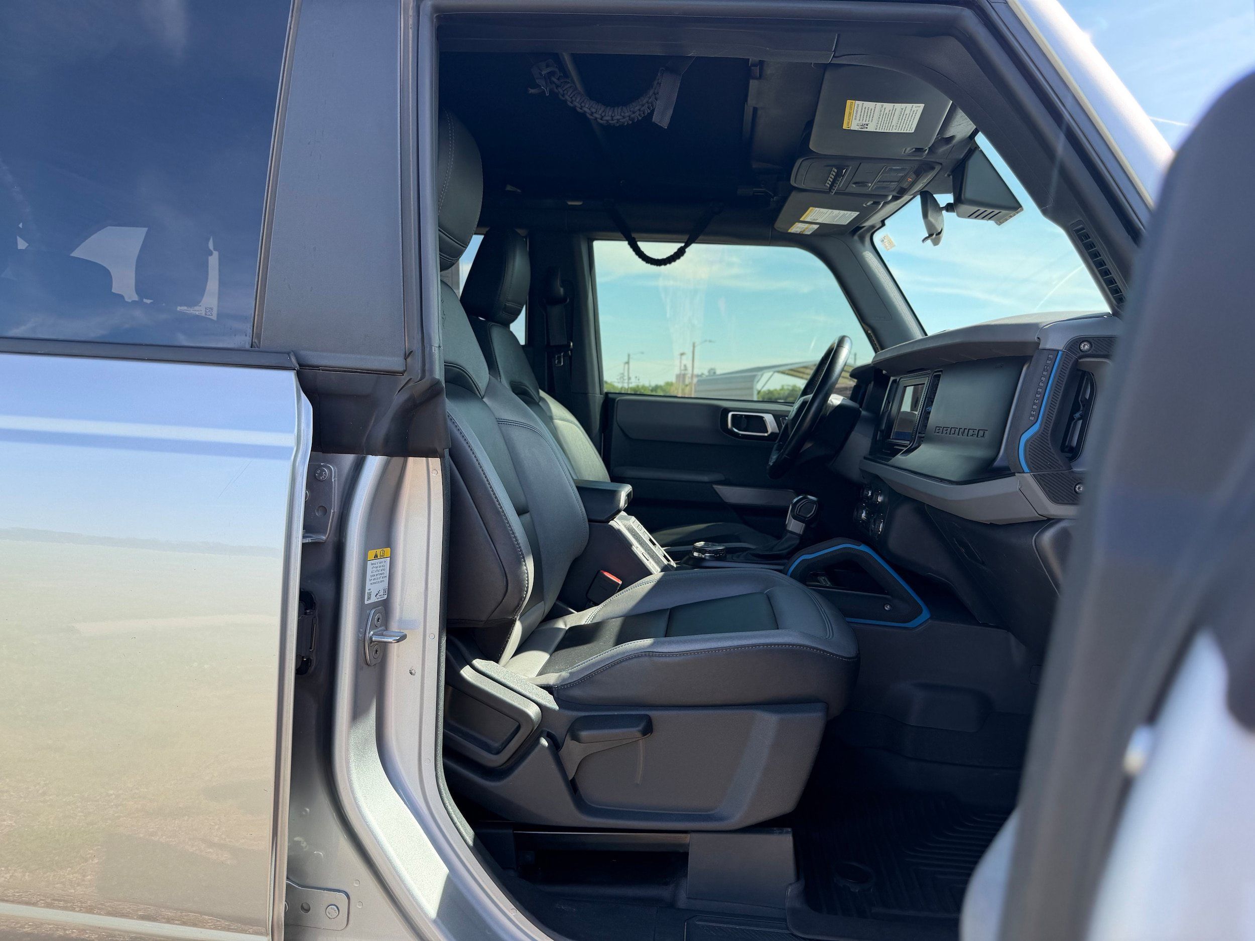 Used 2022 Ford Bronco Black Diamond w/ Sasquatch Package AWD/4WD image 28