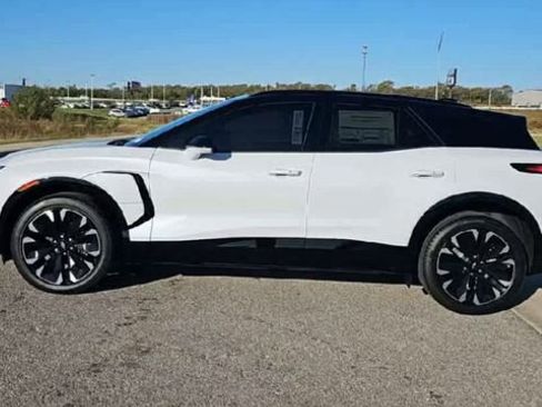 New 2026 Chevrolet Blazer EV RS FWD image 5