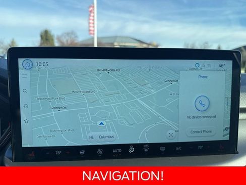 Used 2025 Ford Escape SE image 3