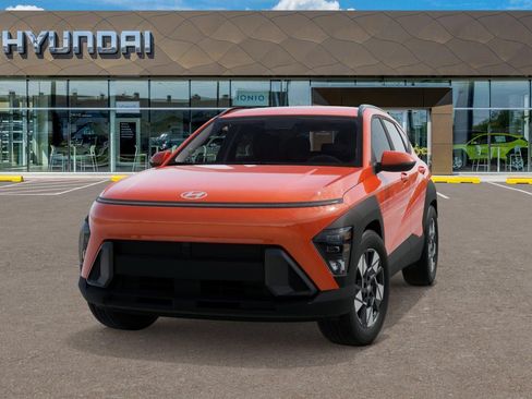 Used 2025 Hyundai Kona SEL FWD image 6