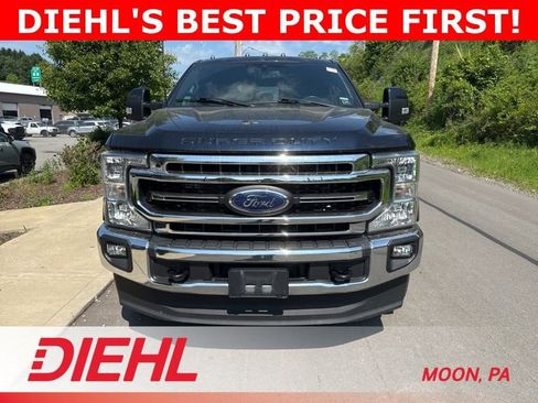 Used 2022 Ford F350 Lariat w/ Lariat Value Package AWD/4WD image 2