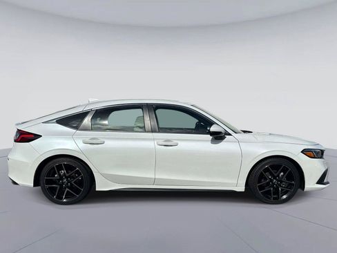 Certified 2024 Honda Civic Sport Touring image 2