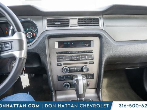 Used 2013 Ford Mustang Convertible image 8