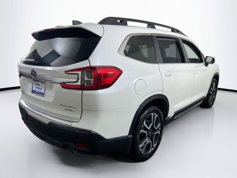Used 2023 Subaru Ascent Limited AWD/4WD image 5