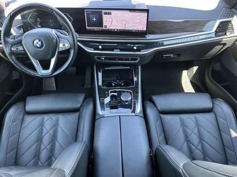 Used 2024 BMW X5 sDrive40i w/ Parking Assistance Package image 3