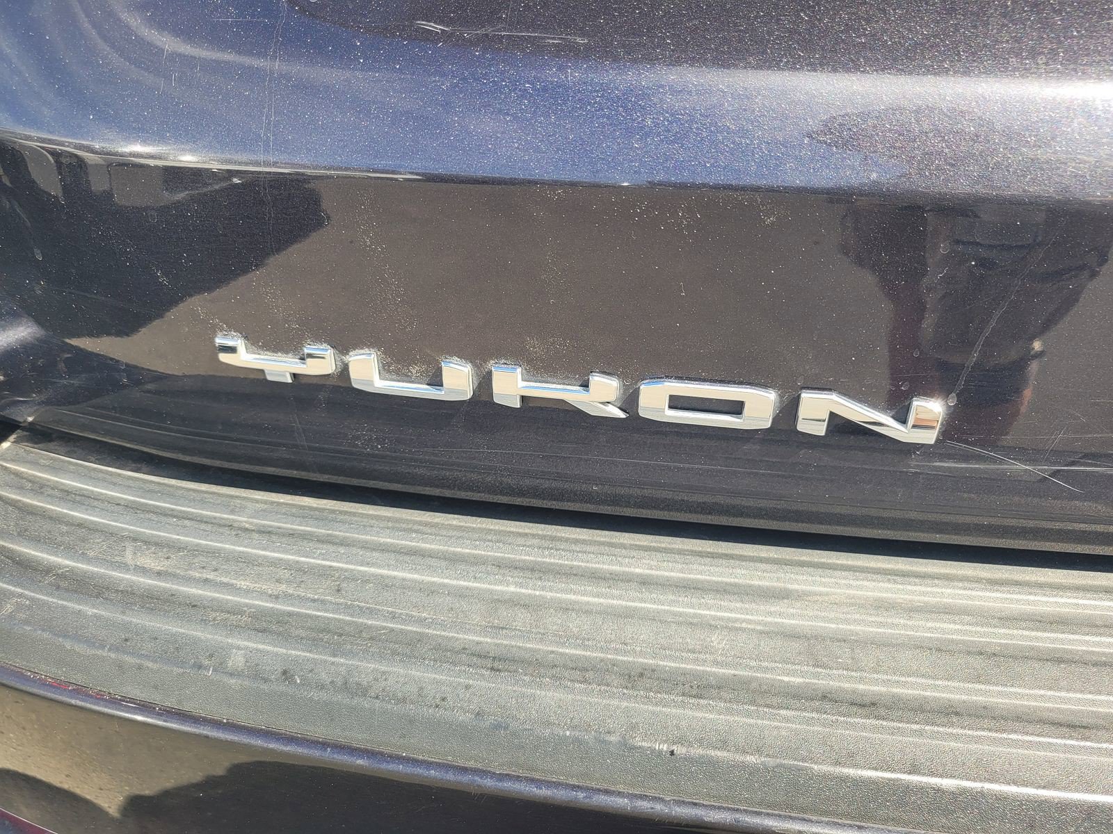 Used 2025 GMC Yukon Denali AWD/4WD image 6