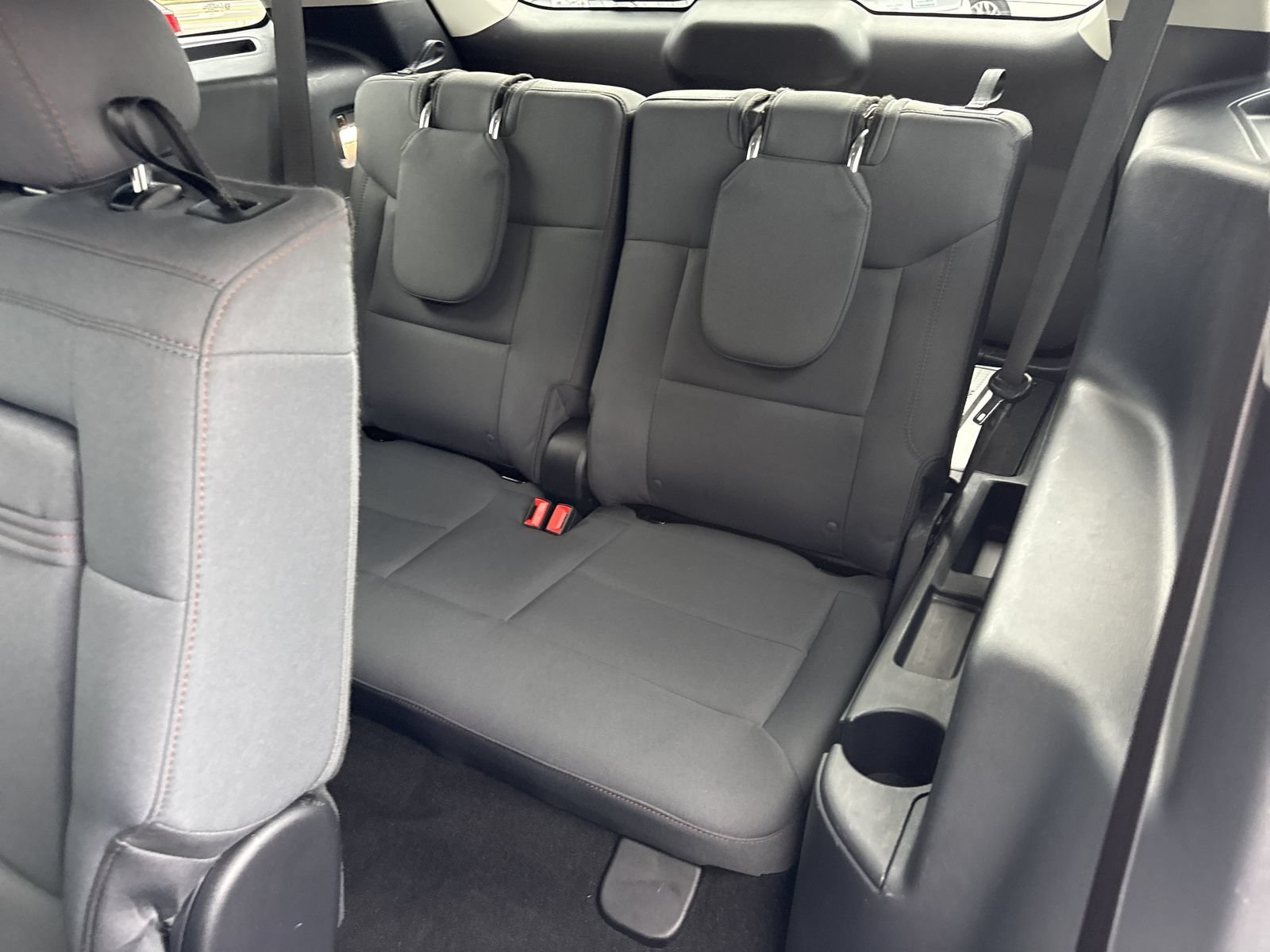 Used 2025 Ford Explorer Active RWD image 12