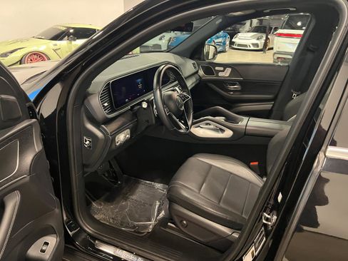 Used 2025 Mercedes-Benz GLE 350 4MATIC image 10