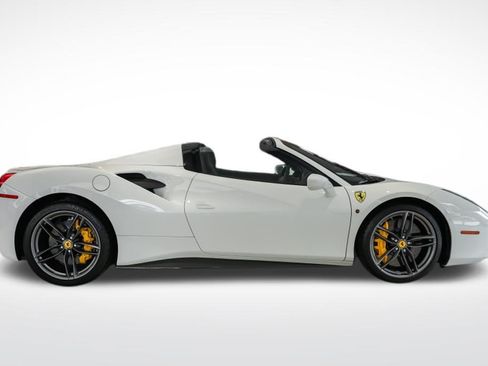 Used 2018 Ferrari 488 Spider RWD image 6