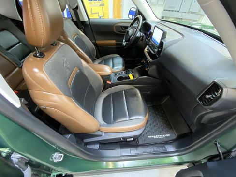 Used 2023 Ford Bronco Sport Outer Banks w/ Tech Package image 27