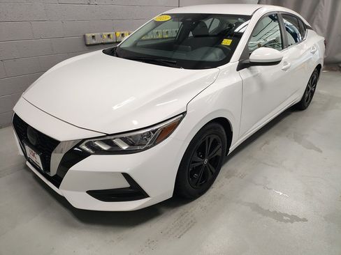 Used 2023 Nissan Sentra SV image 18