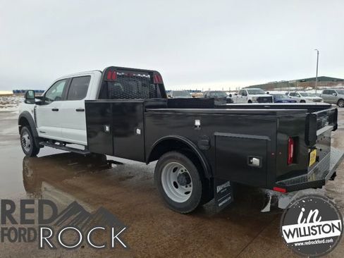 Used 2024 Ford F550 2WD Crew Cab Super Duty image 4