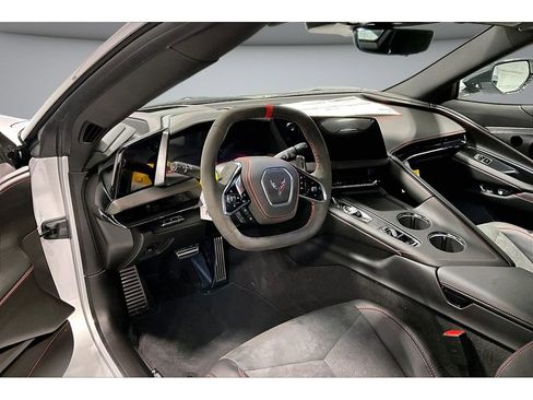 New 2026 Chevrolet Corvette Stingray Preferred Conv w/ Stealth Interior Trim Package RWD image 8