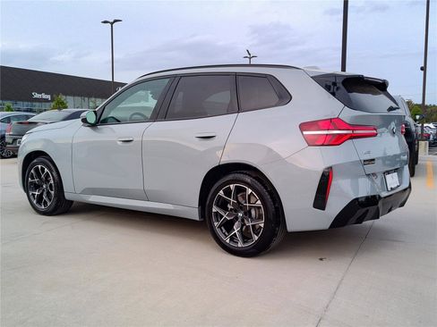 Certified 2025 BMW X3 xDrive30i image 4