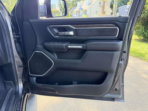 Used 2020 RAM 1500 Laramie AWD/4WD image 12