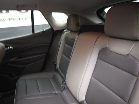 Used 2025 Chevrolet Trax ACTIV w/ Sunroof Package FWD image 20
