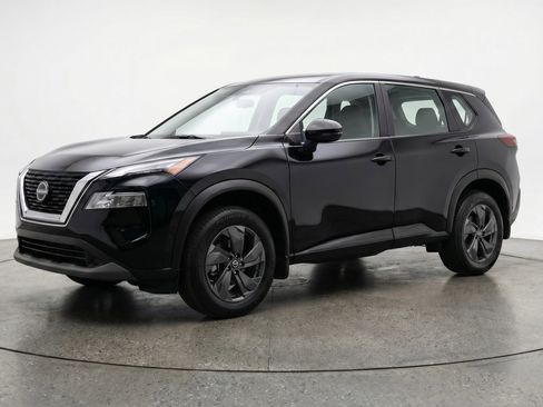 Used 2025 Nissan Rogue SV FWD image 3