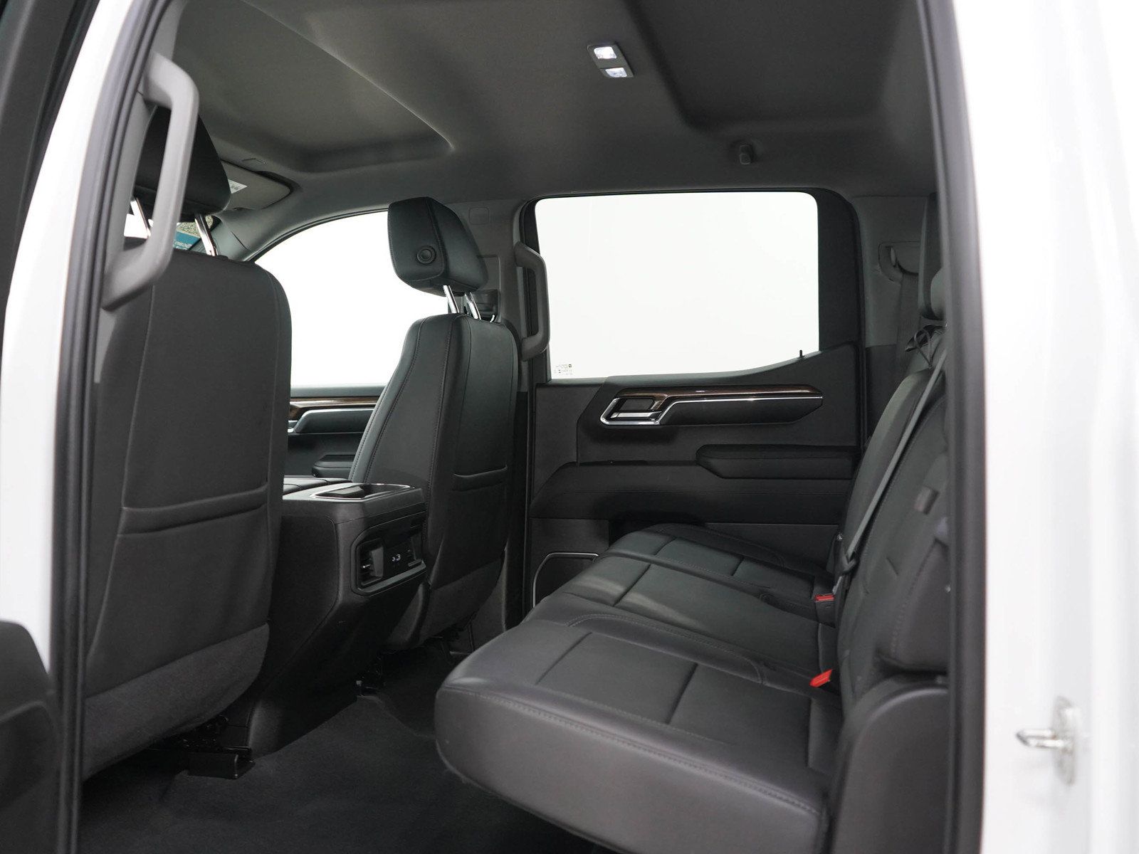Used 2024 Chevrolet Silverado 1500 RST AWD/4WD image 17