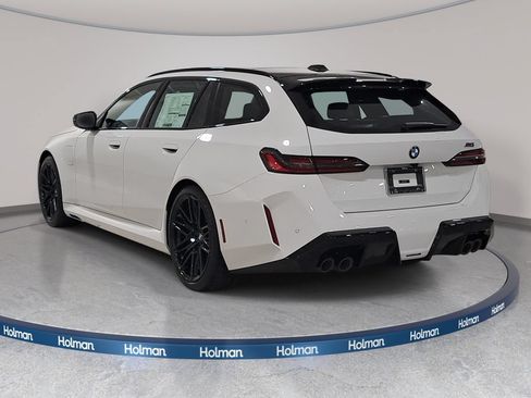 New 2027 BMW M5 Touring AWD/4WD image 7