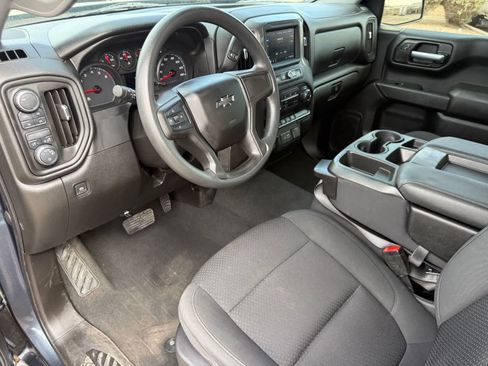 Used 2021 Chevrolet Silverado 1500 Custom Trail Boss w/ LPO, Dark Essentials Package AWD/4WD image 11