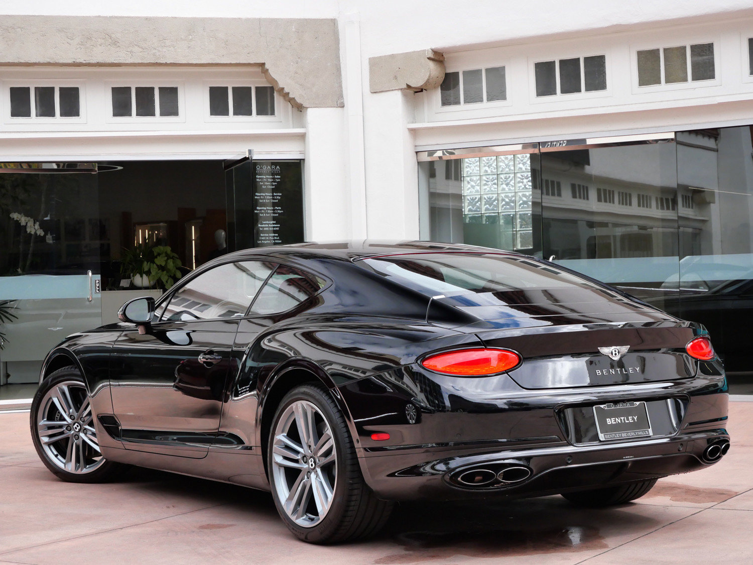 Used 2024 Bentley Continental GT AWD/4WD image 3