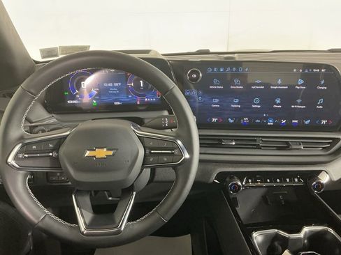 New 2026 Chevrolet Silverado EV LT AWD/4WD image 16