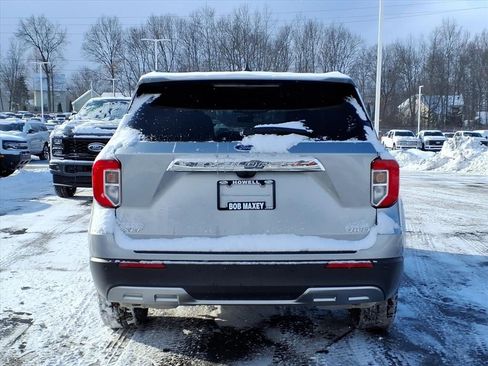 Certified 2023 Ford Explorer XLT w/ Equipment Group 202A image 6